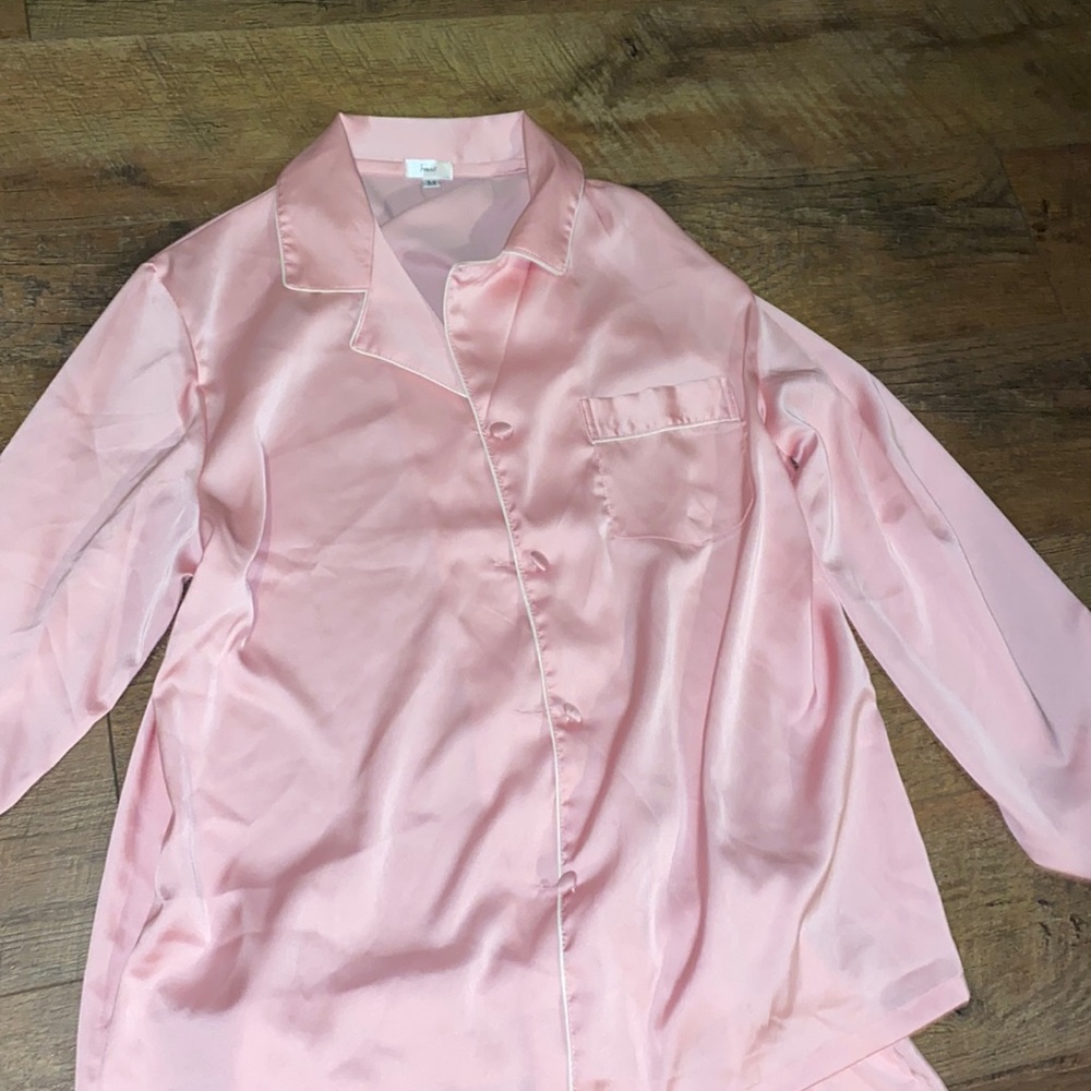 BRAND NEW SILK PJ SET